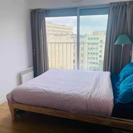 Homestay Private Only, Spacious In A Lovely Central *