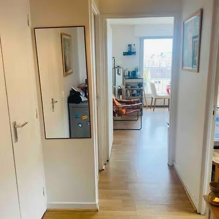 Homestay Private Only, Spacious In A Lovely Central * Paris